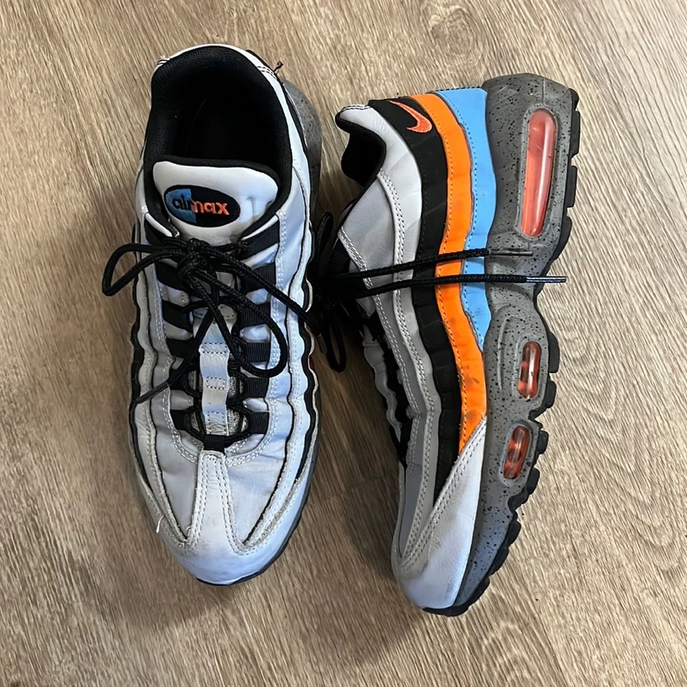 💙NIKE AIR MAX 95💙 - Picture 1 of 4